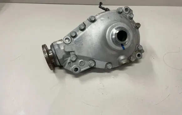 BMW X5 F15 Front differential 8618379