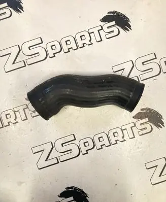 BMW 5 E39 Intercooler hose/pipe 2249669