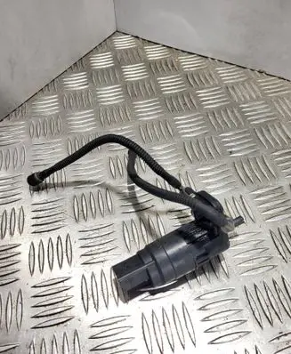 Windscreen/windshield washer pump