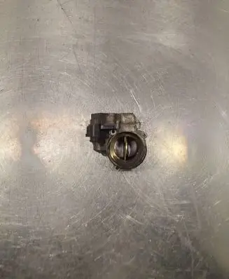Volkswagen PASSAT B6 Throttle valve 03G128063C A2C53099815 08120670757