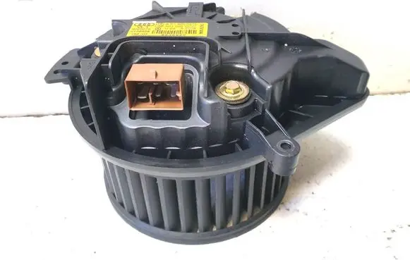 Audi A4 S4 B6 8E 8H A/C air flow flap actuator/motor 8E1820021E