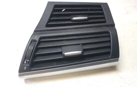 BMW X5 E70 Dashboard side air vent grill/cover trim 716180404