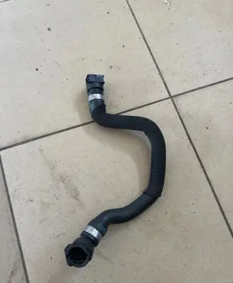 BMW 2 F46 Engine coolant pipe/hose 7627109