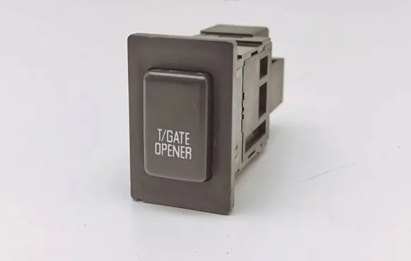 Opel Frontera A Tailgate/boot open switch button 