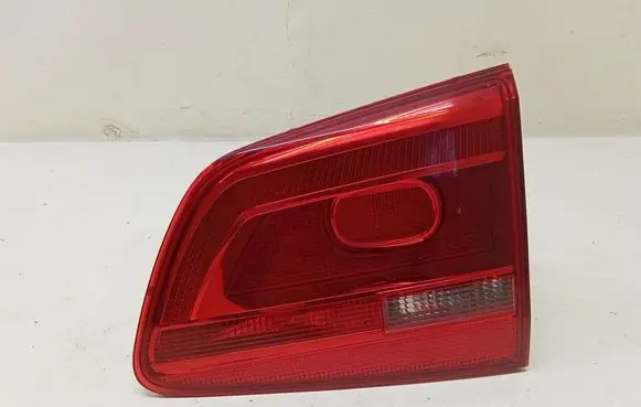Volkswagen Touran II Tailgate rear/tail lights 176443