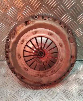 Volkswagen Golf III Clutch set kit 037105273C