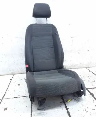 Volkswagen Golf VI Front driver seat 1K4881105NT 1K0959772