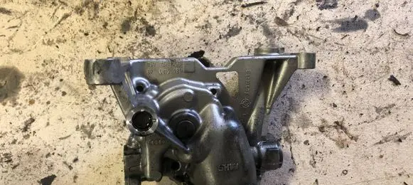 Audi A6 S6 C5 4B Oil pump 059115105G 670815781 059115121C