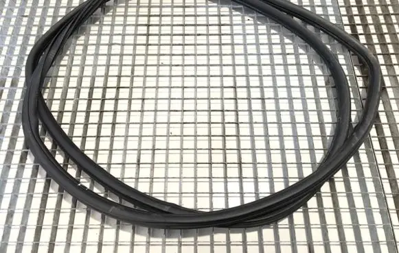 Mercedes-Benz Sprinter W907 W910 Rubber seal front door (on door) 