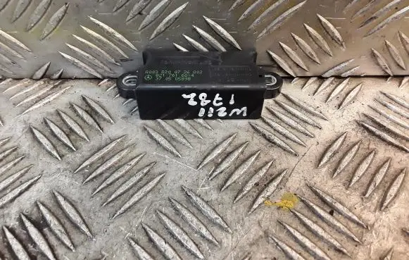 Mercedes-Benz E W211 Airbag deployment crash/impact sensor 0038200726