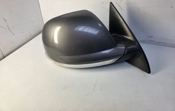 Volkswagen Touareg I Front door electric wing mirror 7L6857502