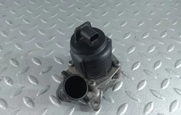Volkswagen PASSAT B8 USA EGR valve 06K131097K 06K131097AA