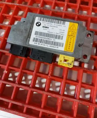 BMW 7 E65 E66 Airbag control unit/module 037125060 6929558