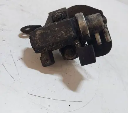 BMW 5 E39 Turbo solenoid valve 72279600