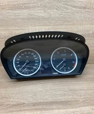 BMW 5 E60 E61 Speedometer (instrument cluster) 6945633 110080213