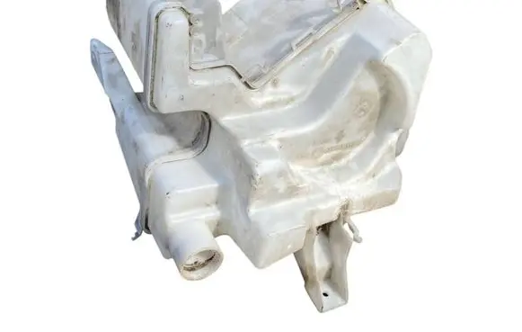 Nissan Juke I F15 Windshield washer fluid reservoir/tank 289101KA1A