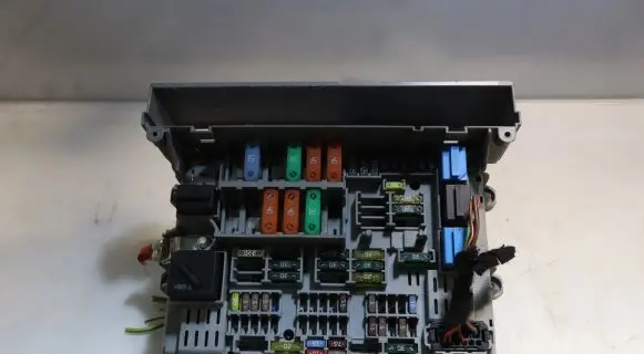 BMW 1 E81 E87 Fuse box set