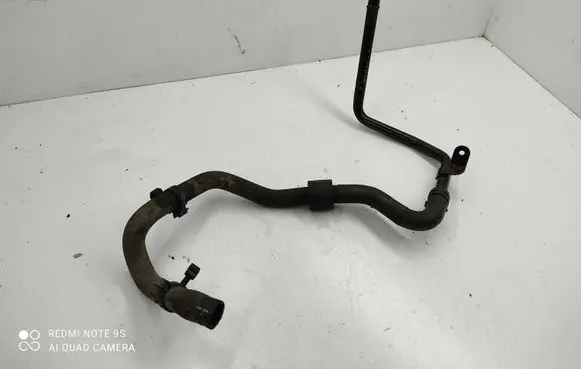 Audi Q7 4L Engine coolant pipe/hose 7L6121058