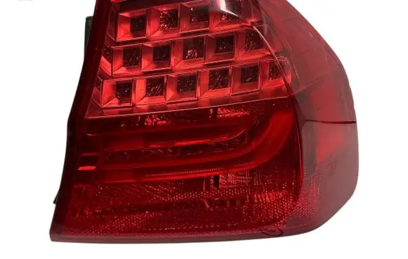 BMW 3 E90 E91 Rear/tail lights 21830201 7154154