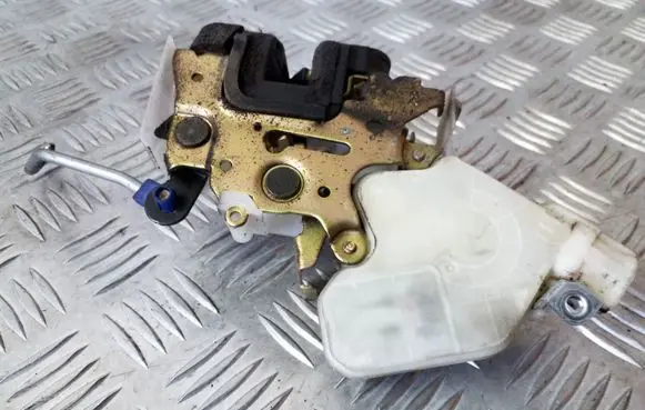 Suzuki Grand Vitara II Tailgate/trunk/boot lock/catch/latch 8055265J00