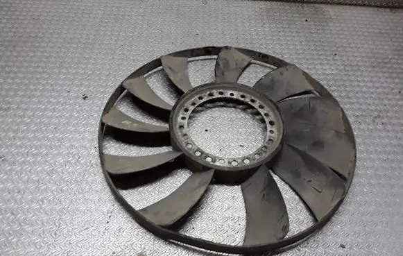 Audi A4 S4 B6 8E 8H Fan impeller 058121301B