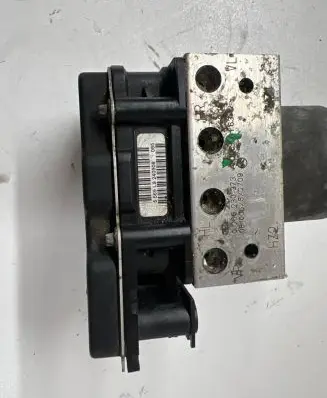 Mercedes-Benz B W245 ABS Pump 0265230373 A0064316312