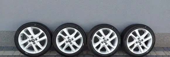 R16 alloy rim