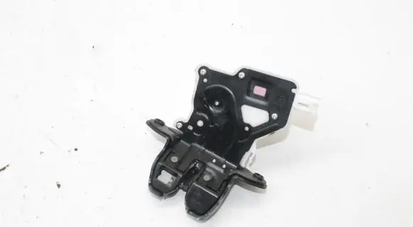 Nissan Leaf II (ZE1) Tailgate/trunk/boot lock/catch/latch