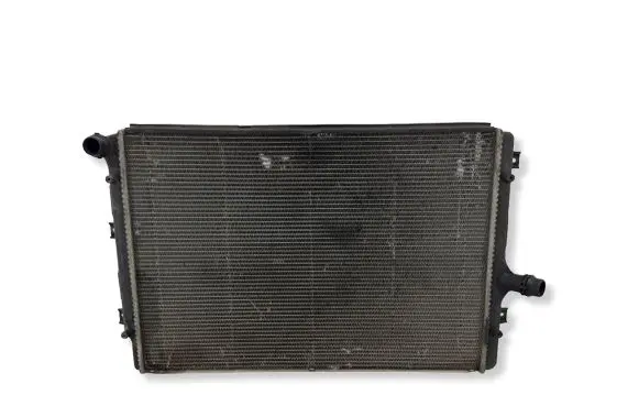 Volkswagen Golf VI Coolant radiator 1K0121251AB 687450W
