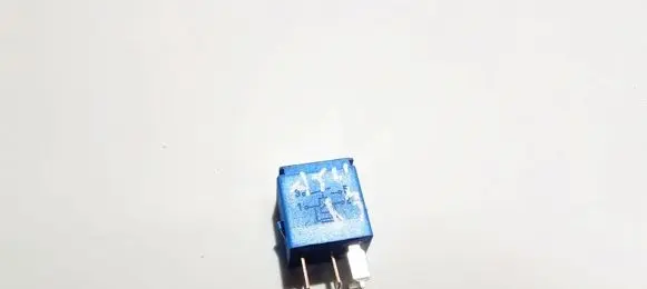 Nissan Almera Tino Other relay 252309f920 4ra007813-03