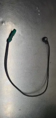 Audi A4 S4 B6 8E 8H Detonation knock sensor 06C905377