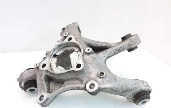 Tesla Model 3 Rear wheel hub spindle/knuckle 104441600F