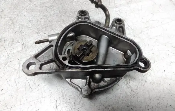 Opel Signum Vacuum pump 70007401 03T2020481