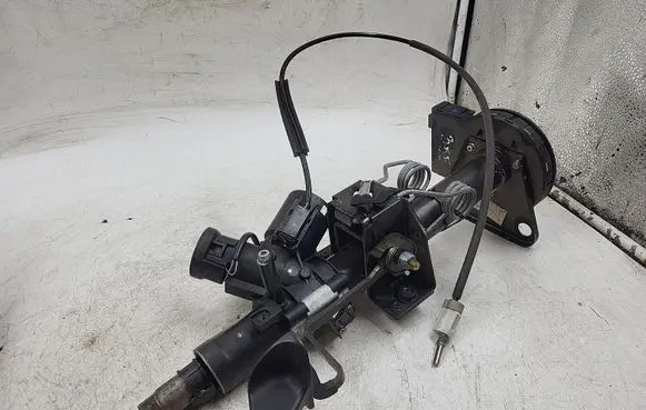 Mercedes-Benz ML W163 Steering wheel axle 1634600090