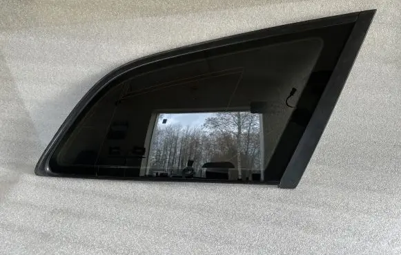 Audi A6 S6 C6 4F Rear side window 4F9845300