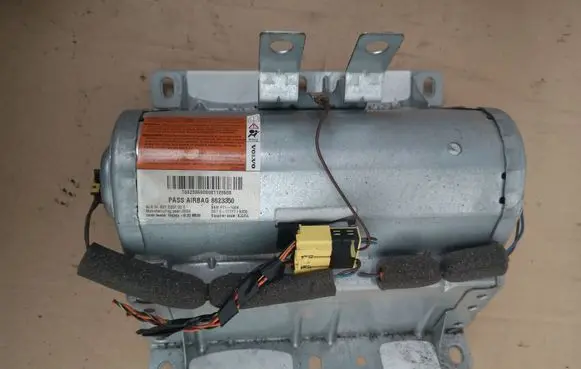 Volvo V50 Passenger airbag 8623350