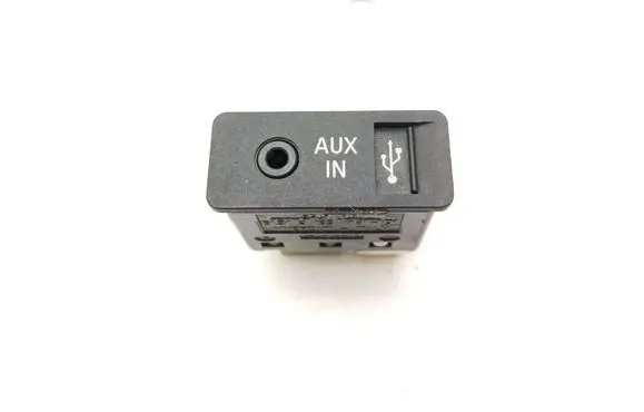 Rolls-Royce Ghost I AUX in-socket connector 9189176
