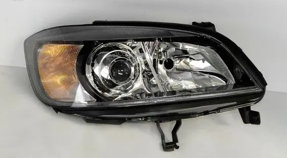 Opel Zafira A Headlight/headlamp 1307022333