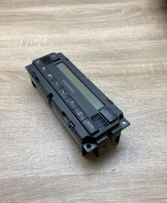 Volkswagen Golf IV Climate control unit 