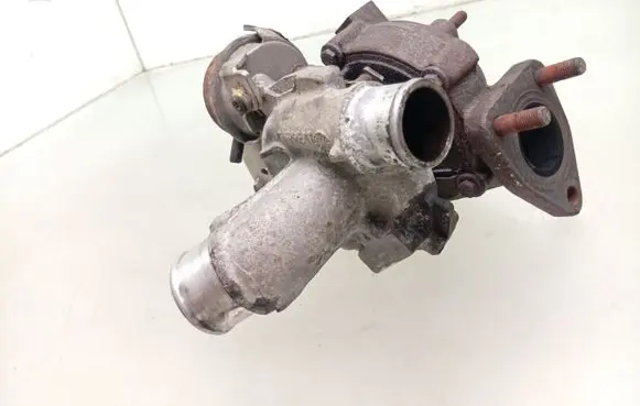 Toyota Auris 150 Turbo 172010N010
