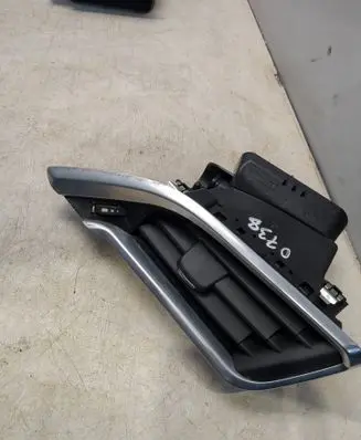 Dashboard side air vent grill/cover trim