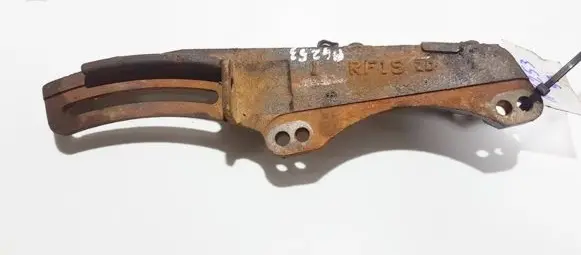 Mazda Premacy Engine mounting bracket rf1s
