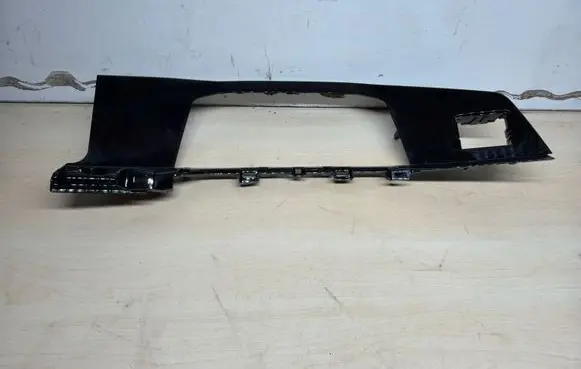 Volkswagen Golf VIII Dashboard trim 5H2857211D