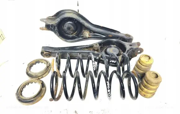 Ford Mondeo Mk III Rear coil spring 