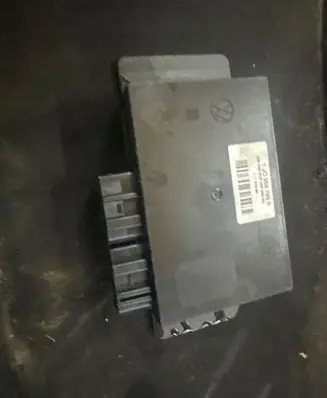 Volkswagen PASSAT B5 Comfort/convenience module 1J0959799R