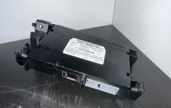 Volvo XC60 Bluetooth control unit module 7G9N10D893BA 31282129AA 31282130AA