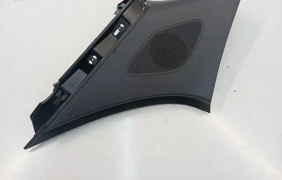 Porsche Macan (95B) (D)pillar trim (top) 95B867246