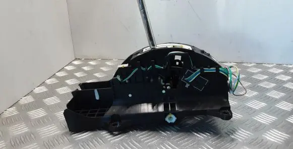 Gear shifter/selector