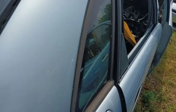 Citroen C5 Rear side window