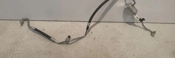 Tesla Model S Air conditioning (A/C) pipe/hose 1028401-00-E